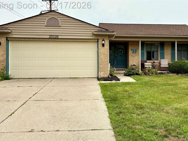 25128 Blanche Court, Brownstown Township, Mi 48134