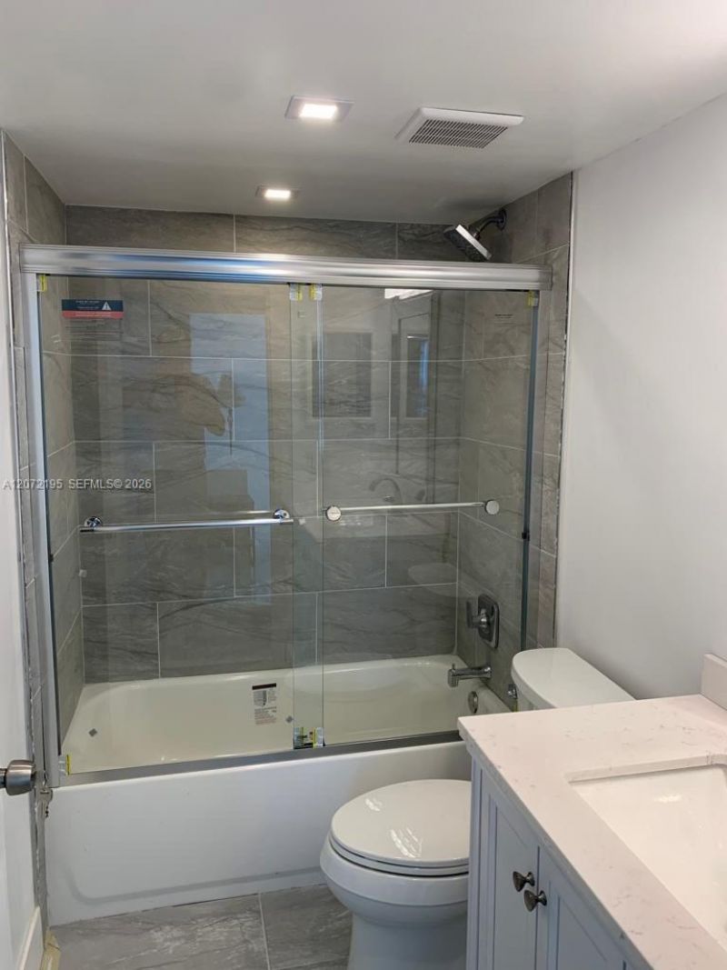 1035 West Ave , Unit 803, Miami Beach, FL 33139 Photo