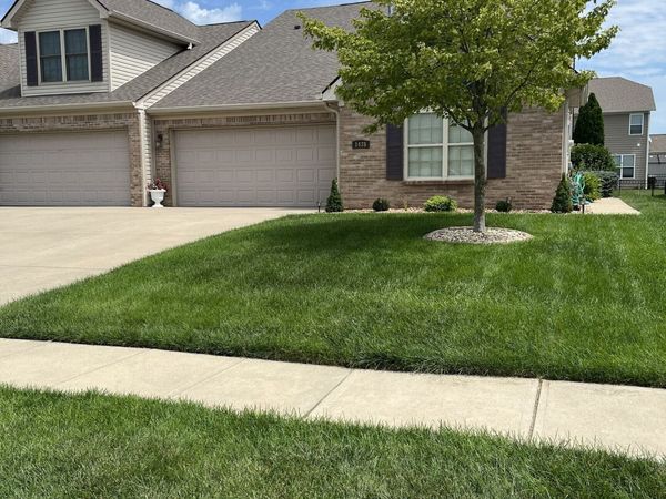 1435 Colony Park Drive , Greenwood, IN 46143
