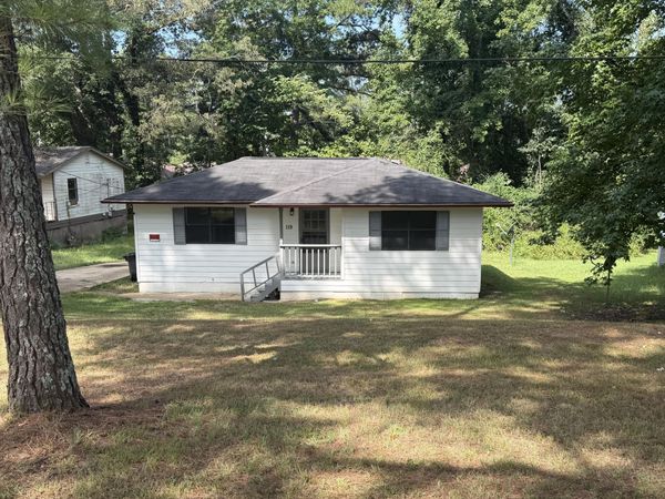 119 Elm St., Plantersville, MS 38862
