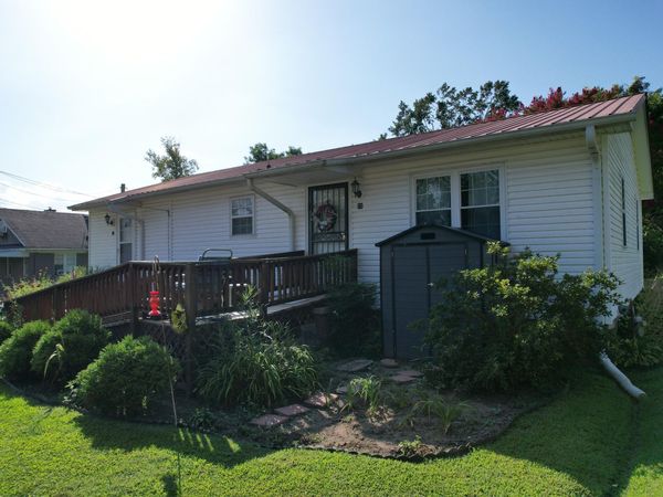 25 S Center St., Potts Camp, MS 38659