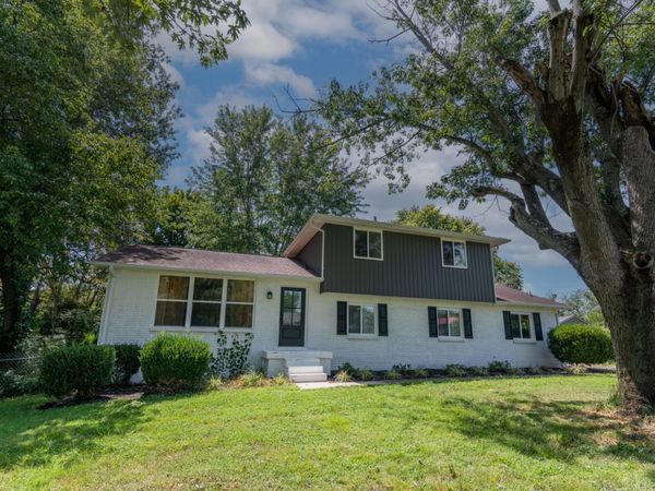 2711 E Copeland Ct , Clarksville, TN 37042