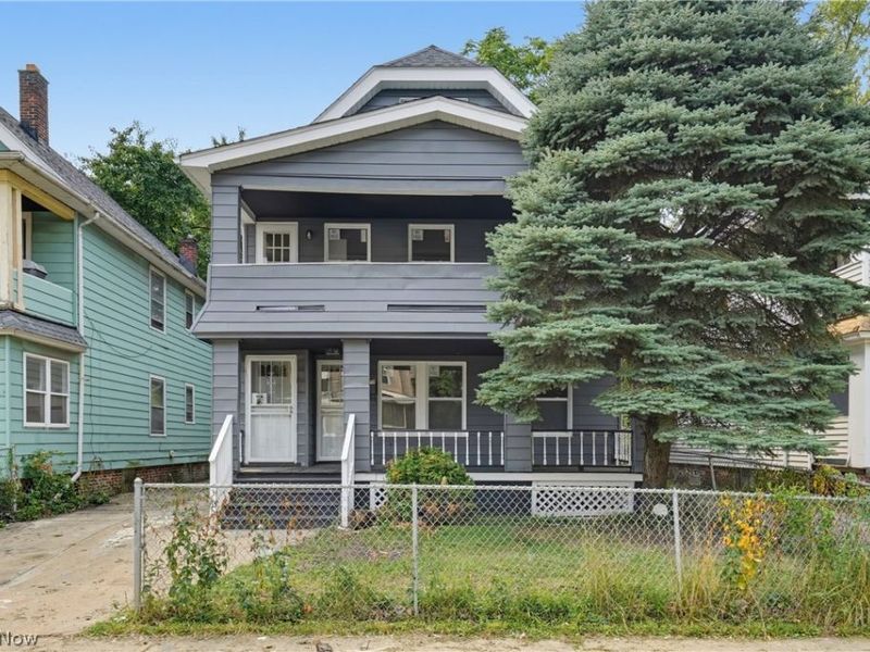 628 E 131st Street, Cleveland, OH 44108 Photo 1