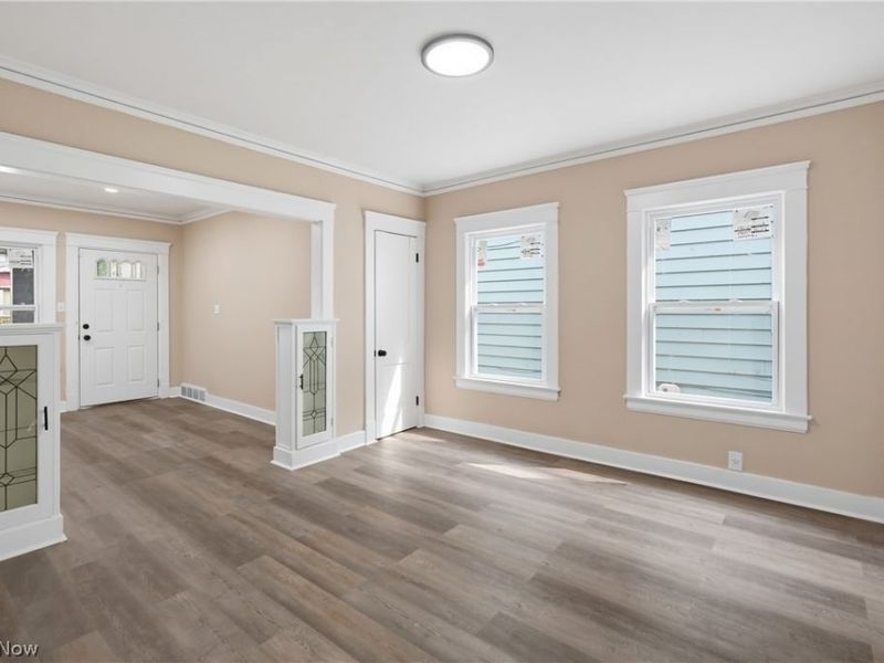 628 E 131st Street, Cleveland, OH 44108 Photo 14
