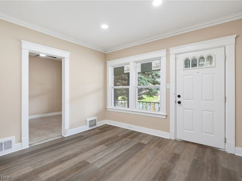 628 E 131st Street, Cleveland, OH 44108 Photo 18