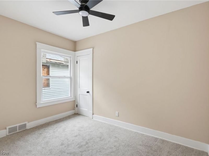 628 E 131st Street, Cleveland, OH 44108 Photo 29