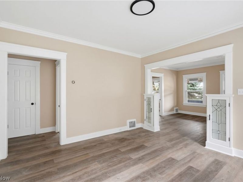 628 E 131st Street, Cleveland, OH 44108 Photo 32