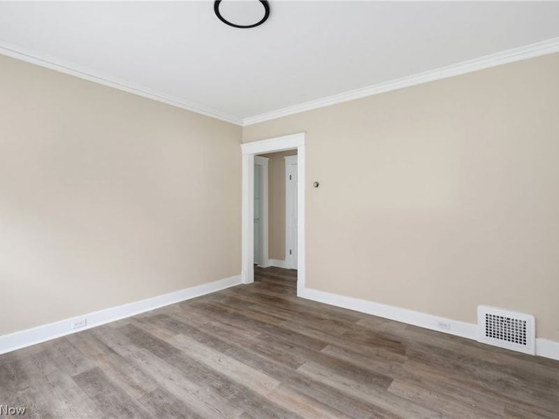 628 E 131st Street, Cleveland, OH 44108 Photo 33