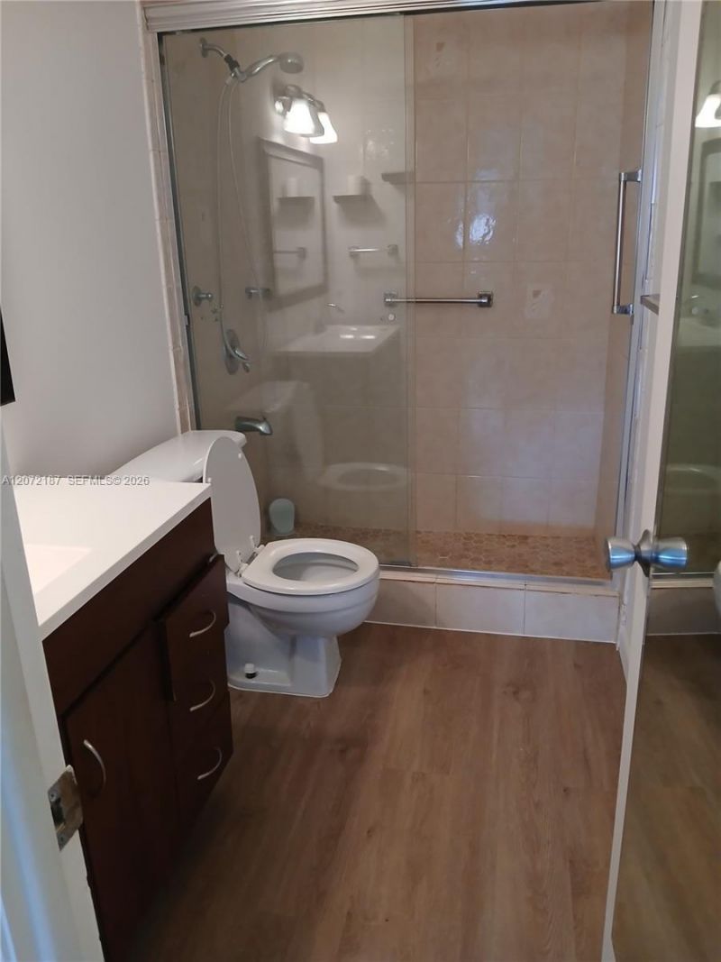 302 Lake Evelyn Dr , Unit 302, West Palm Beach, FL 33411 Photo