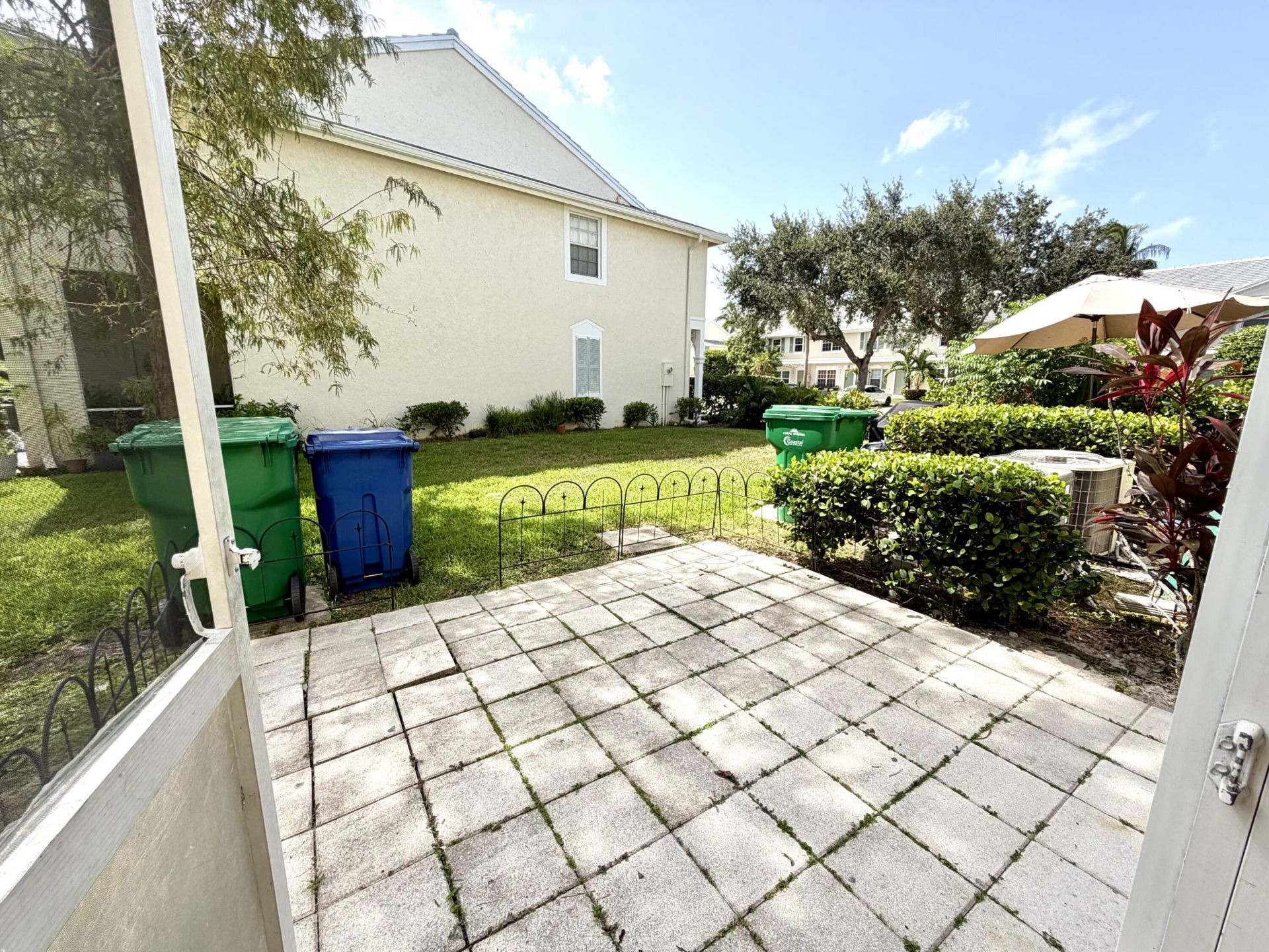 5662 NW 99th Way, Coral Springs, FL 33076 Photo