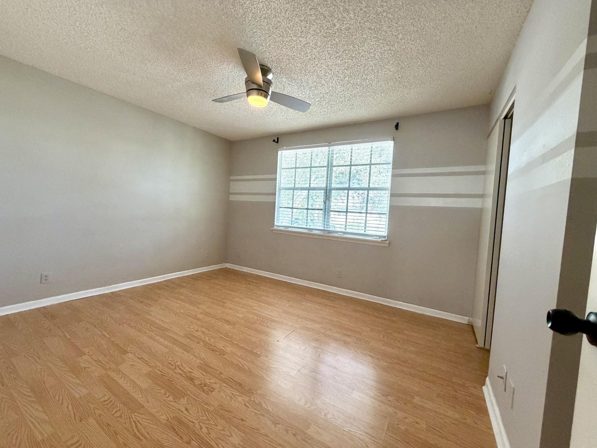 5662 NW 99th Way, Coral Springs, FL 33076 Photo