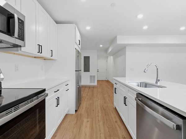 26 Union St, Unit 206, Natick, MA 01760
