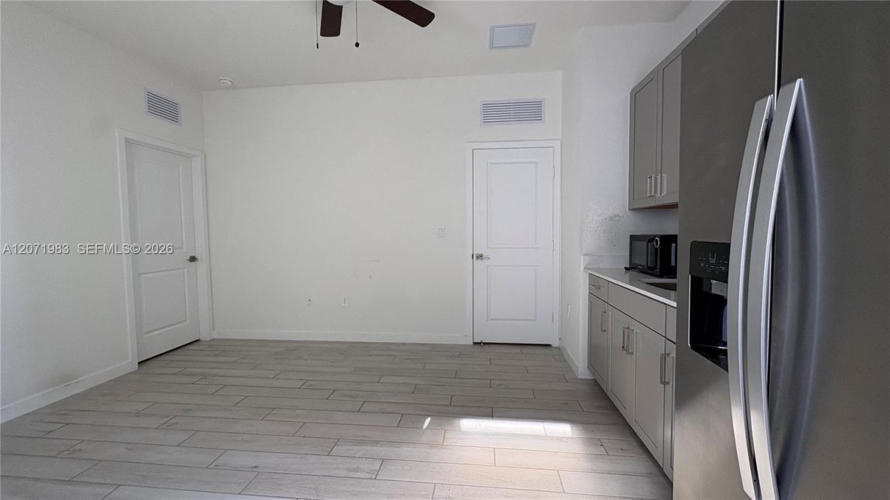 12948 SW 265th Ter , Unit Apartment, Homestead, FL 33032 Photo