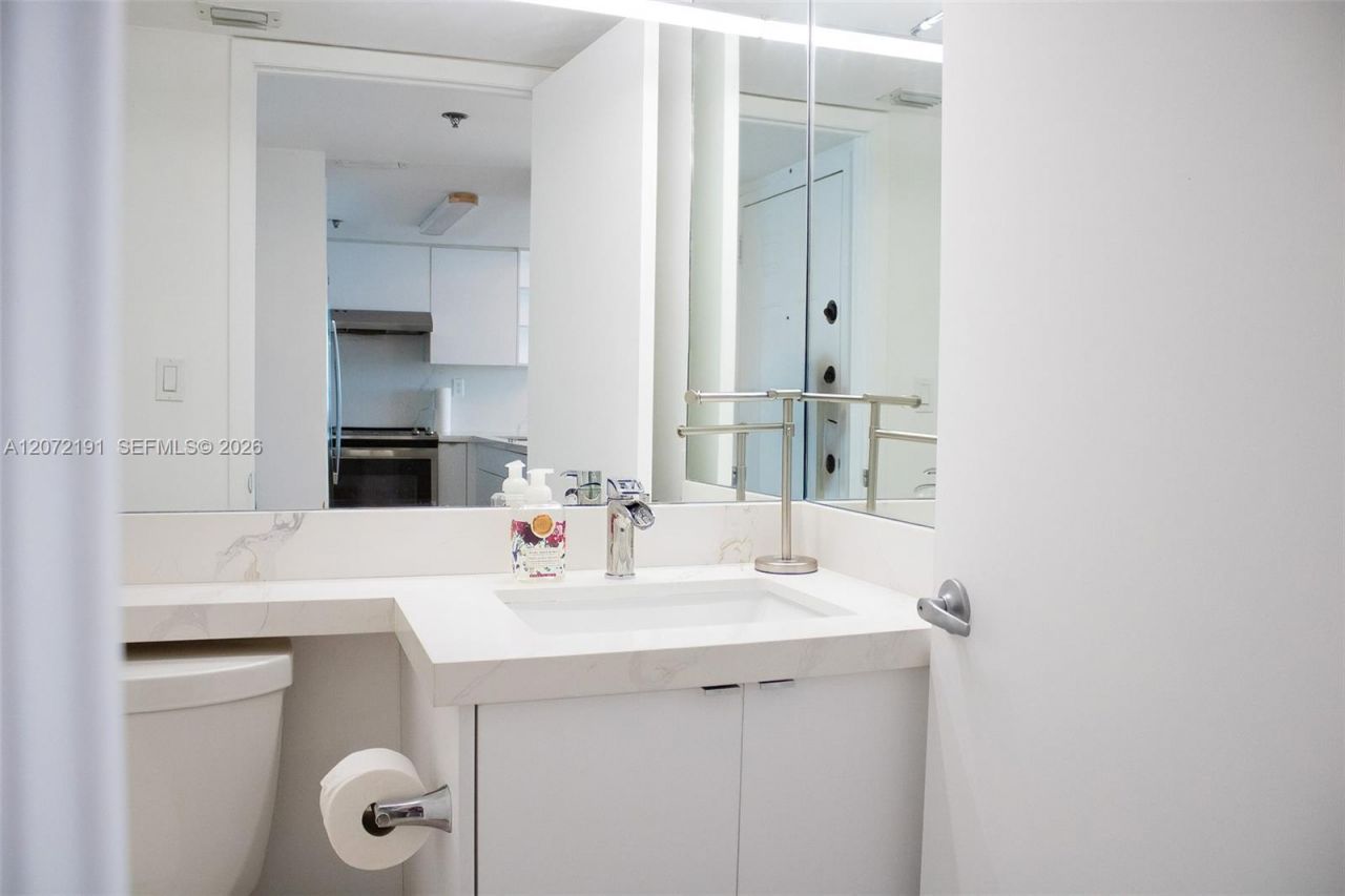 540 Brickell Key Dr, Unit 1101, Miami, FL 33131 Photo
