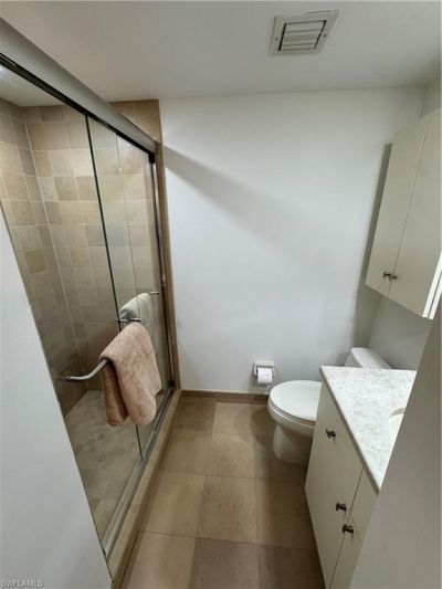 37 High Point Cir E, Unit 305, Naples, FL 34103 Photo