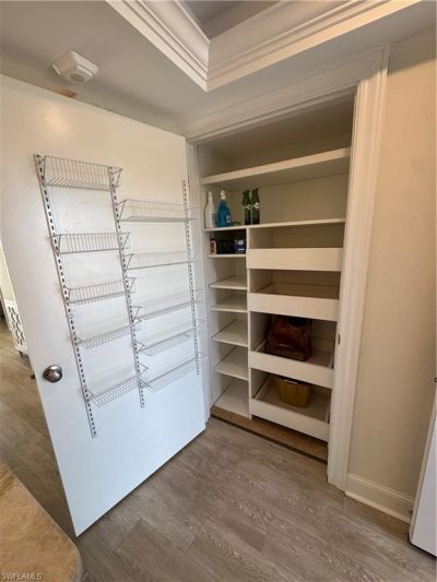 37 High Point Cir E, Unit 305, Naples, FL 34103 Photo