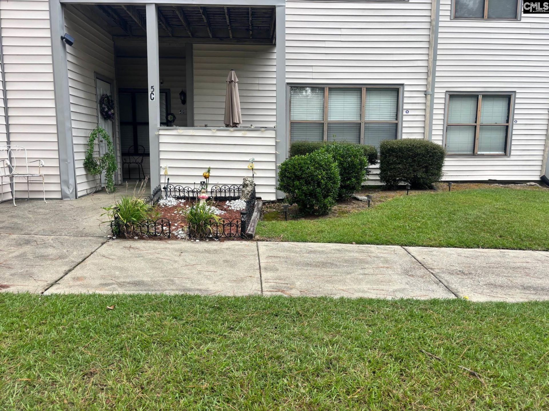 100 Brighton Hill Circle Photo 5