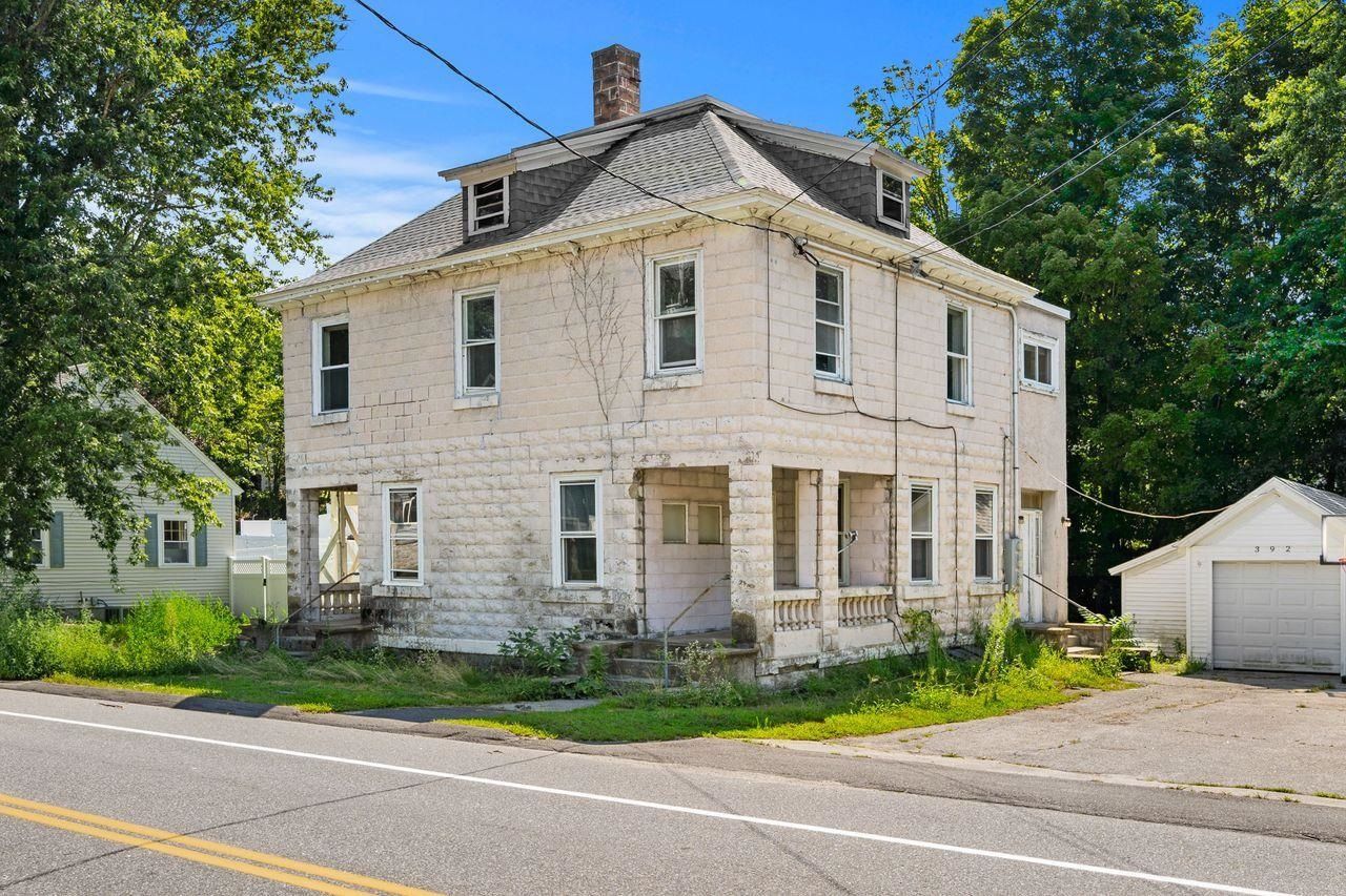 392 Donald Street, Bedford, NH 03110 Main Photo