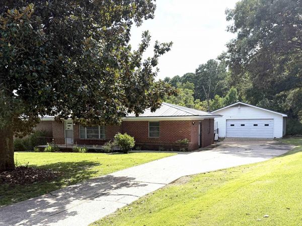 104 Harwood Drive, Gadsden, AL 35901