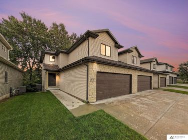 6186 Franciscan Drive, Lincoln, NE 68526