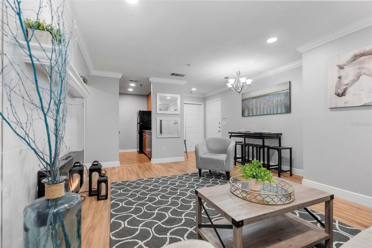 11901 4th Street N, Unit 8207, Saint Petersburg, FL 33716 Photo