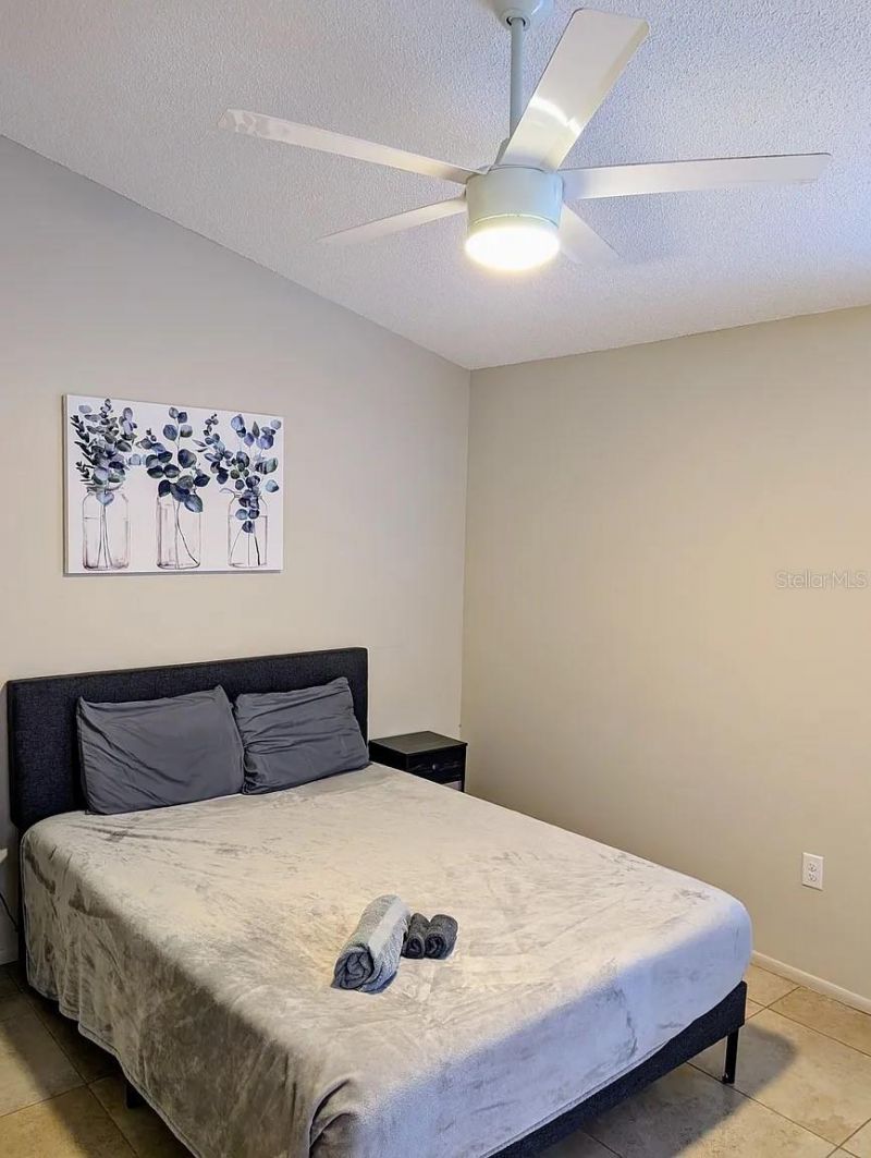 1083 Snead Avenue, Sarasota, FL 34237 Photo