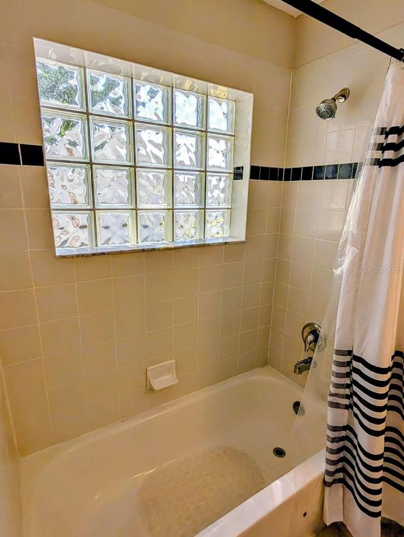 1083 Snead Avenue, Sarasota, FL 34237 Photo