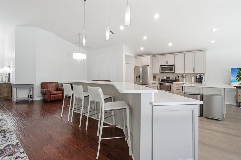 6988 Burnt Sienna Cir, Naples, FL 34109 Photo