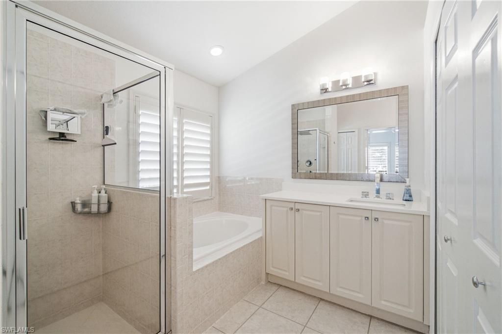 6988 Burnt Sienna Cir, Naples, FL 34109 Photo