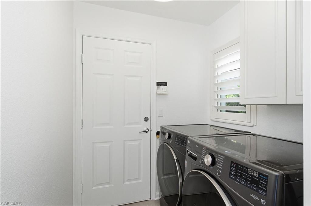 6988 Burnt Sienna Cir, Naples, FL 34109 Photo
