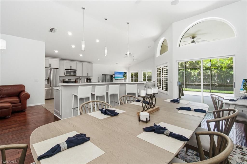 6988 Burnt Sienna Cir, Naples, FL 34109 Photo