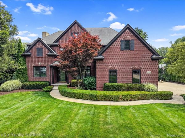 24364 Tara Drive, Lyon Township, Mi 48178