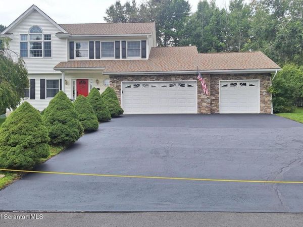1012 Westwood Drive , South Abington Twp, PA 18411