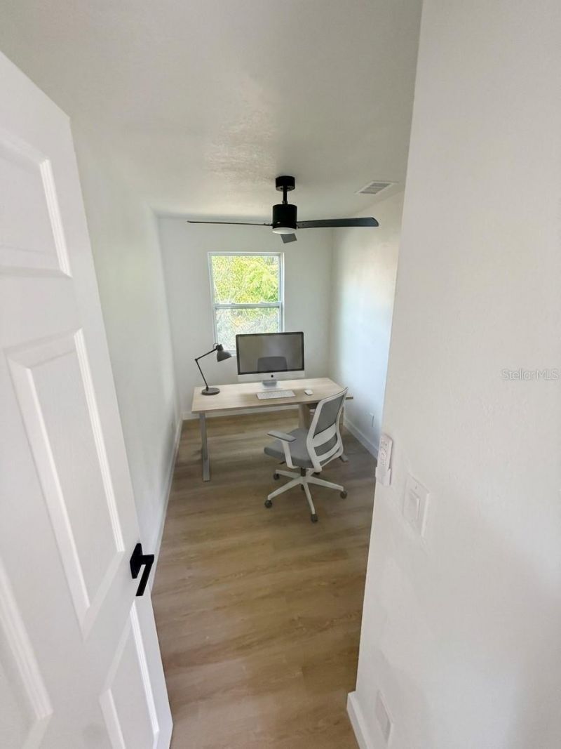 1543 43rd Street S, Unit B, Saint Petersburg, FL 33711 Photo