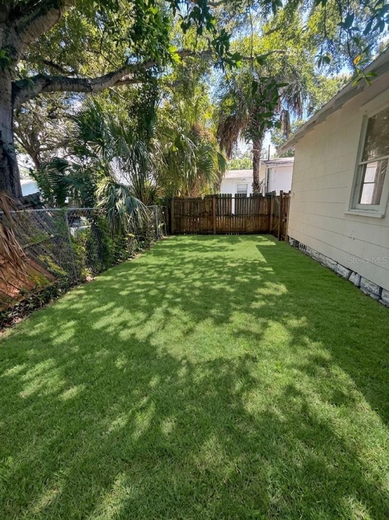 1543 43rd Street S, Unit B, Saint Petersburg, FL 33711 Photo