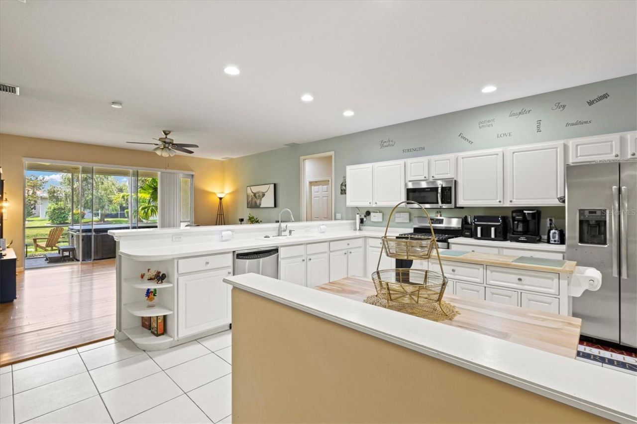 6252 Donnington Court, Sarasota, FL 34238 Photo