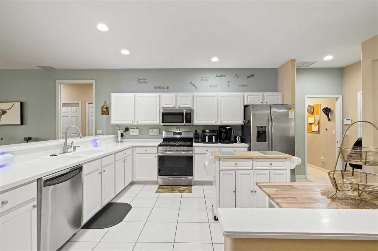 6252 Donnington Court, Sarasota, FL 34238 Photo