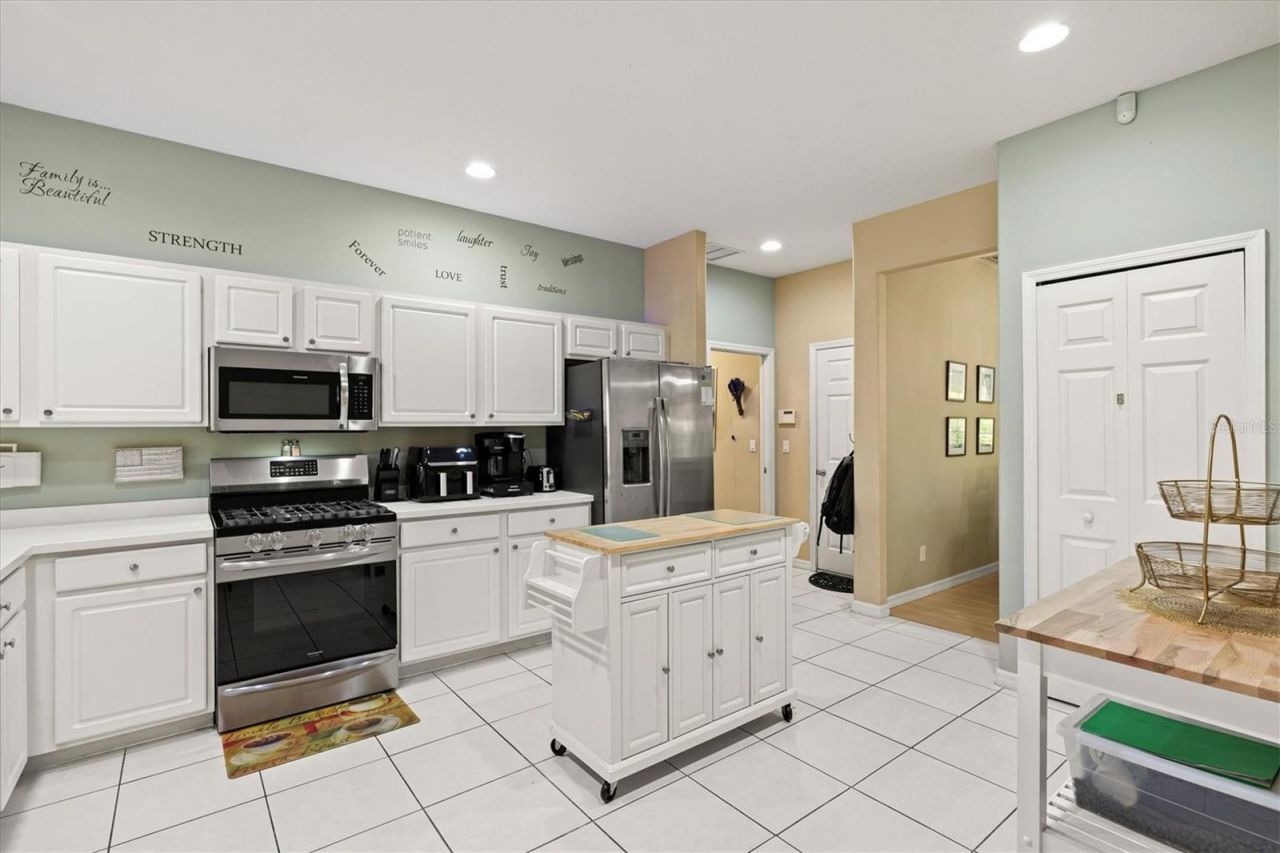 6252 Donnington Court, Sarasota, FL 34238 Photo