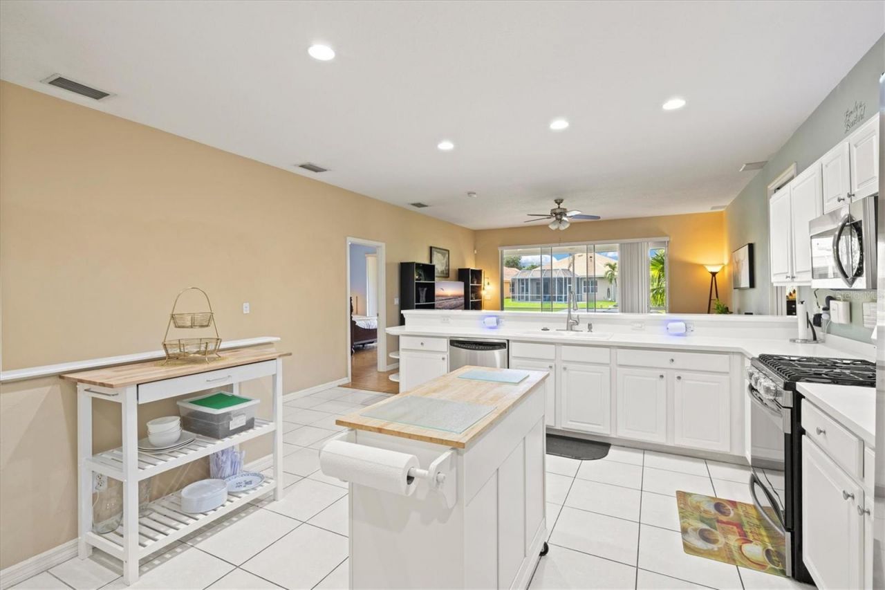 6252 Donnington Court, Sarasota, FL 34238 Photo