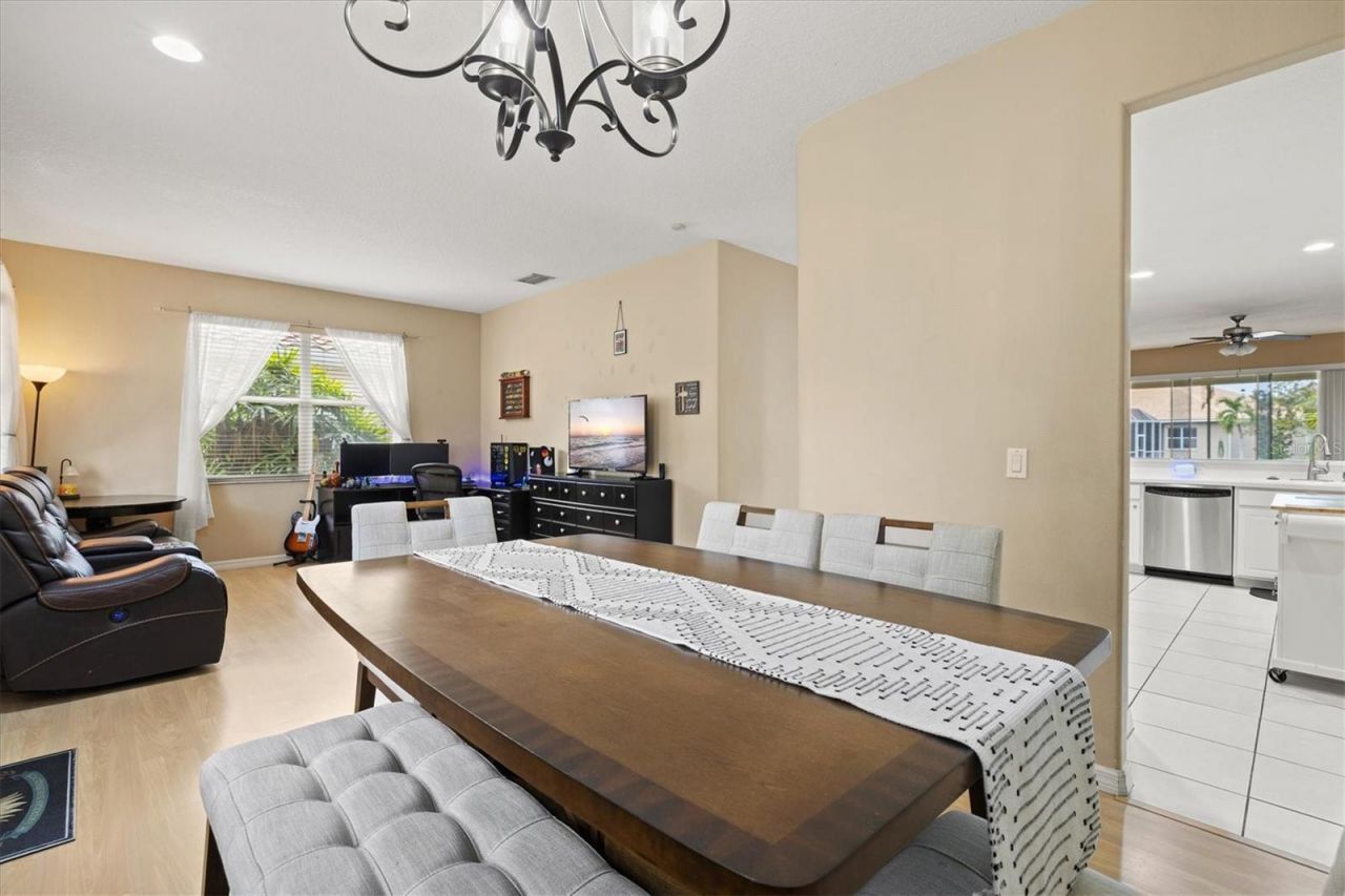 6252 Donnington Court, Sarasota, FL 34238 Photo