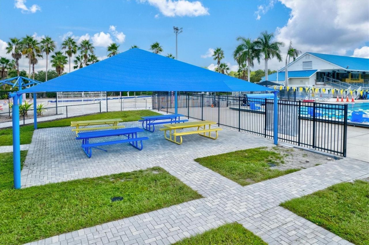 6252 Donnington Court, Sarasota, FL 34238 Photo