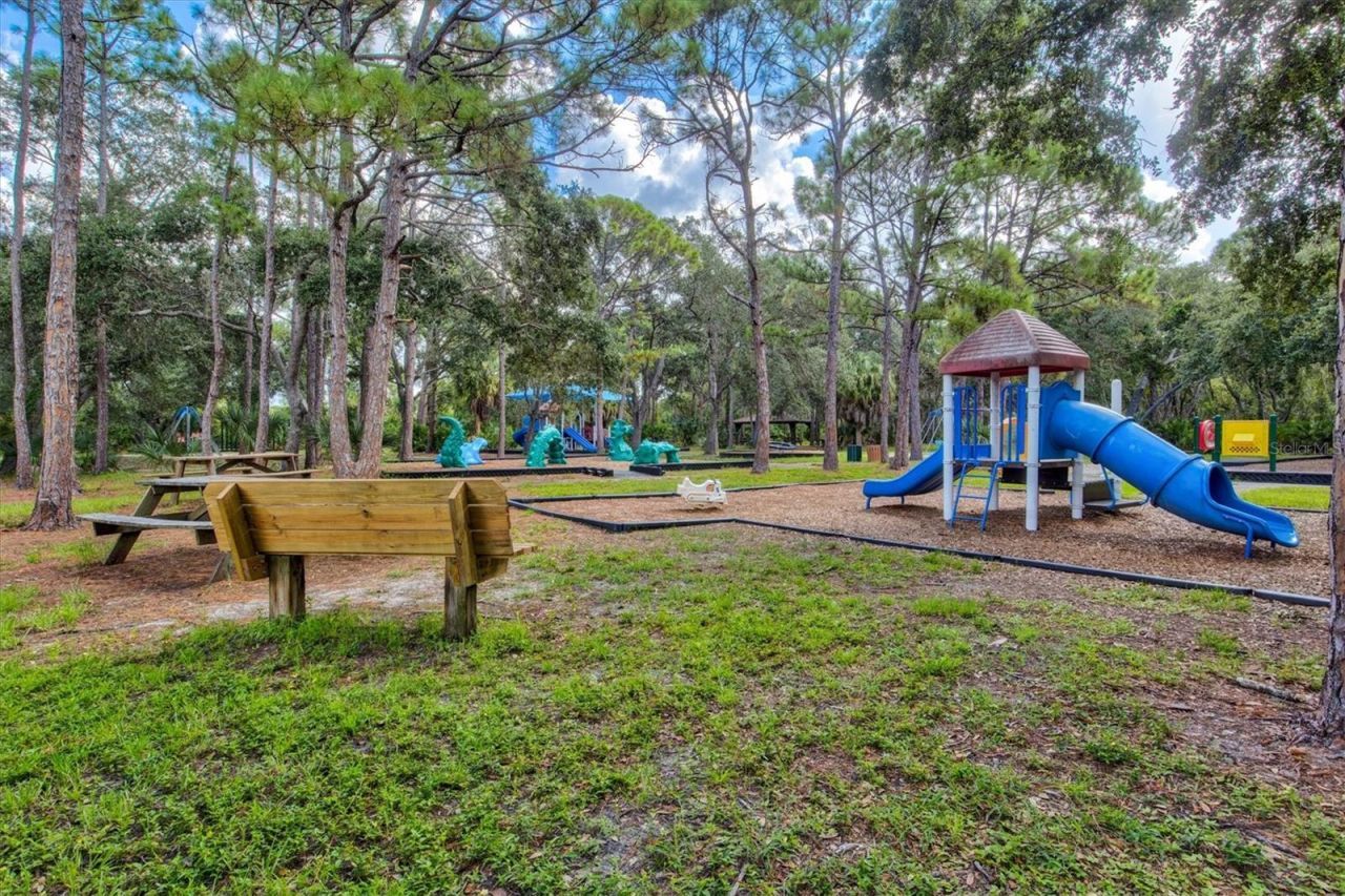 6252 Donnington Court, Sarasota, FL 34238 Photo