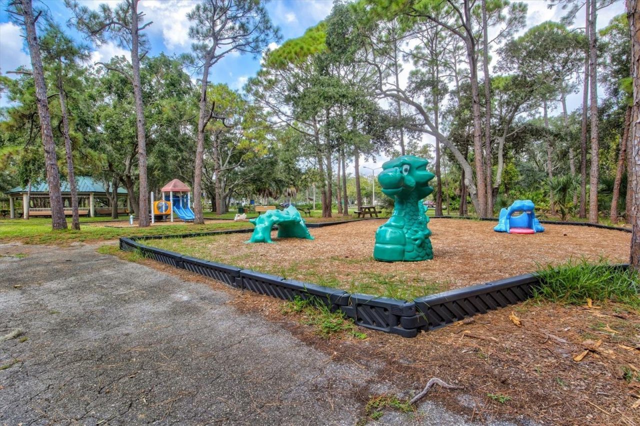 6252 Donnington Court, Sarasota, FL 34238 Photo