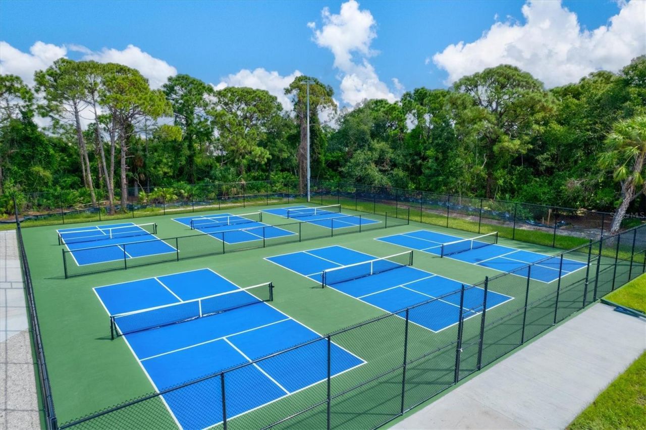 6252 Donnington Court, Sarasota, FL 34238 Photo