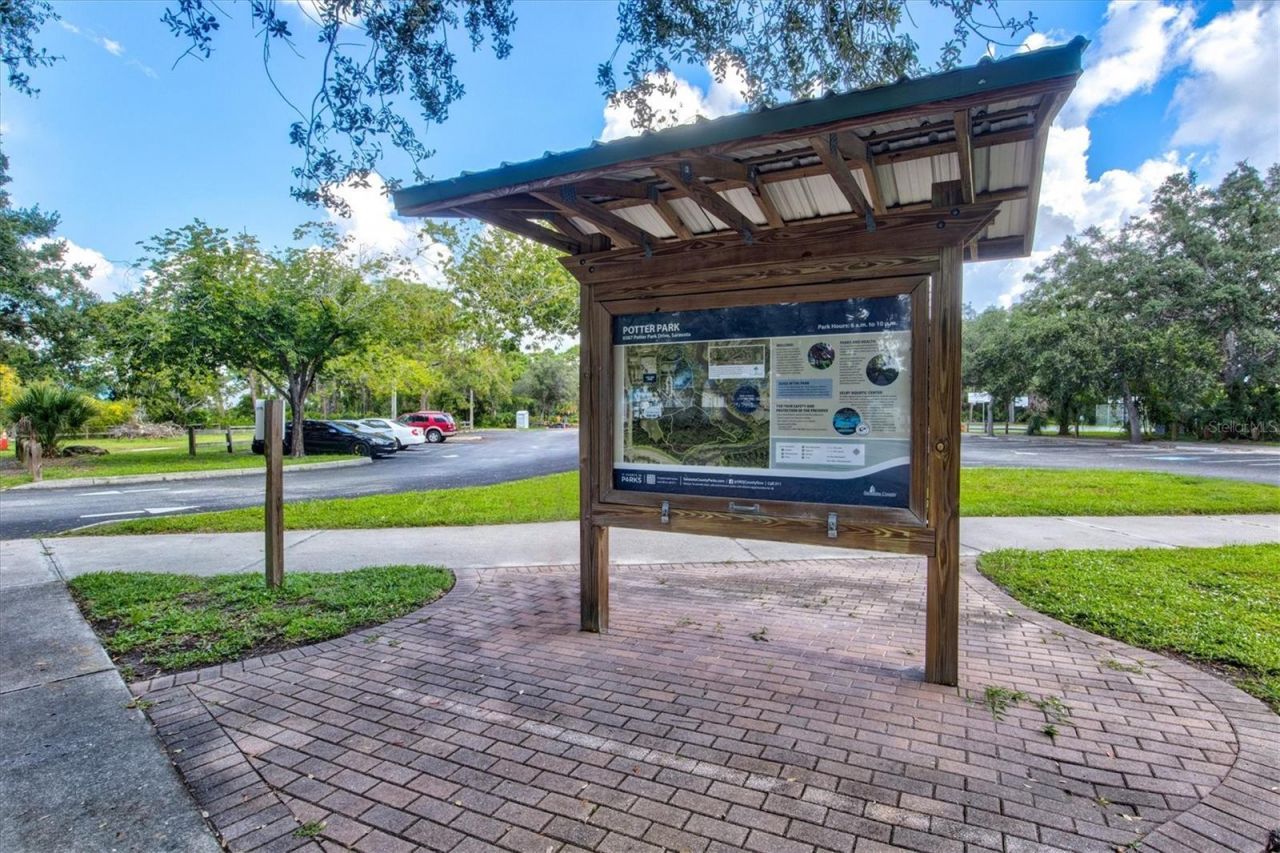 6252 Donnington Court, Sarasota, FL 34238 Photo