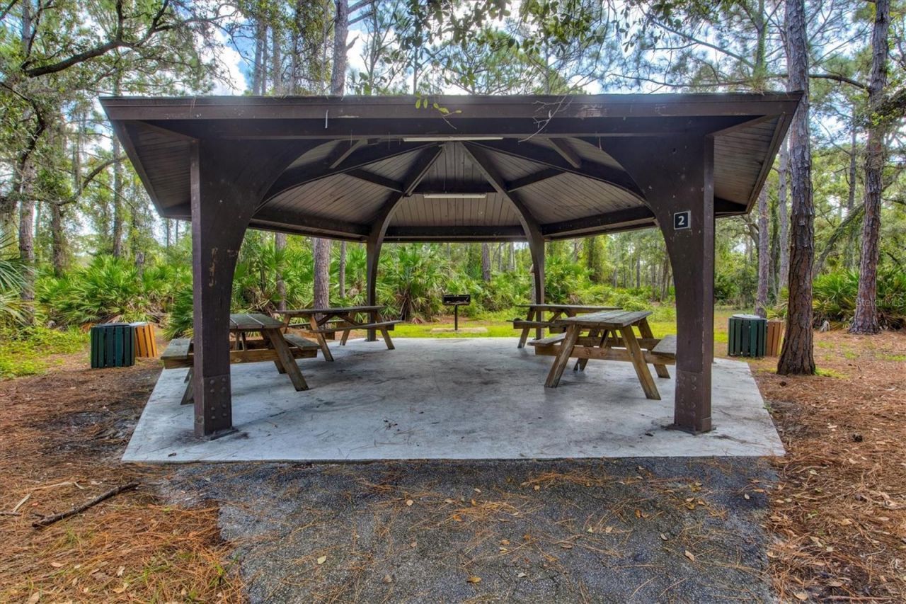 6252 Donnington Court, Sarasota, FL 34238 Photo