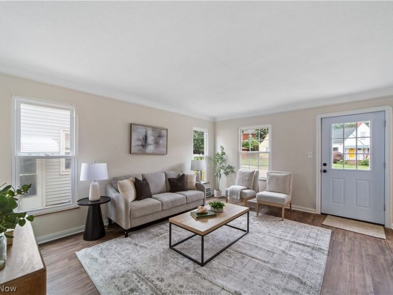 14216 Adrian Avenue, Cleveland, OH 44111 Photo 3