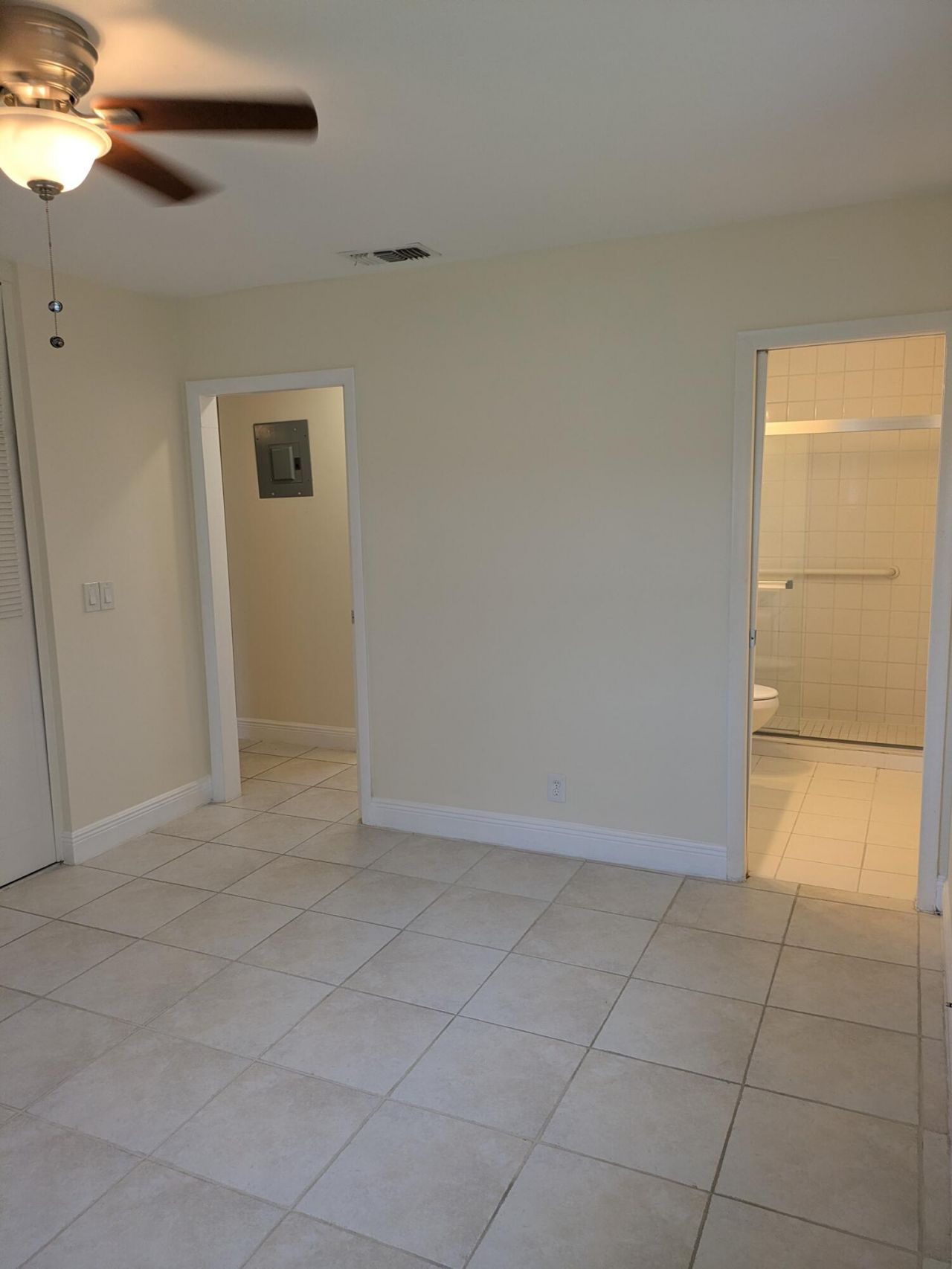 2771 Ashley Drive E, Unit J, West Palm Beach, FL 33415 Photo