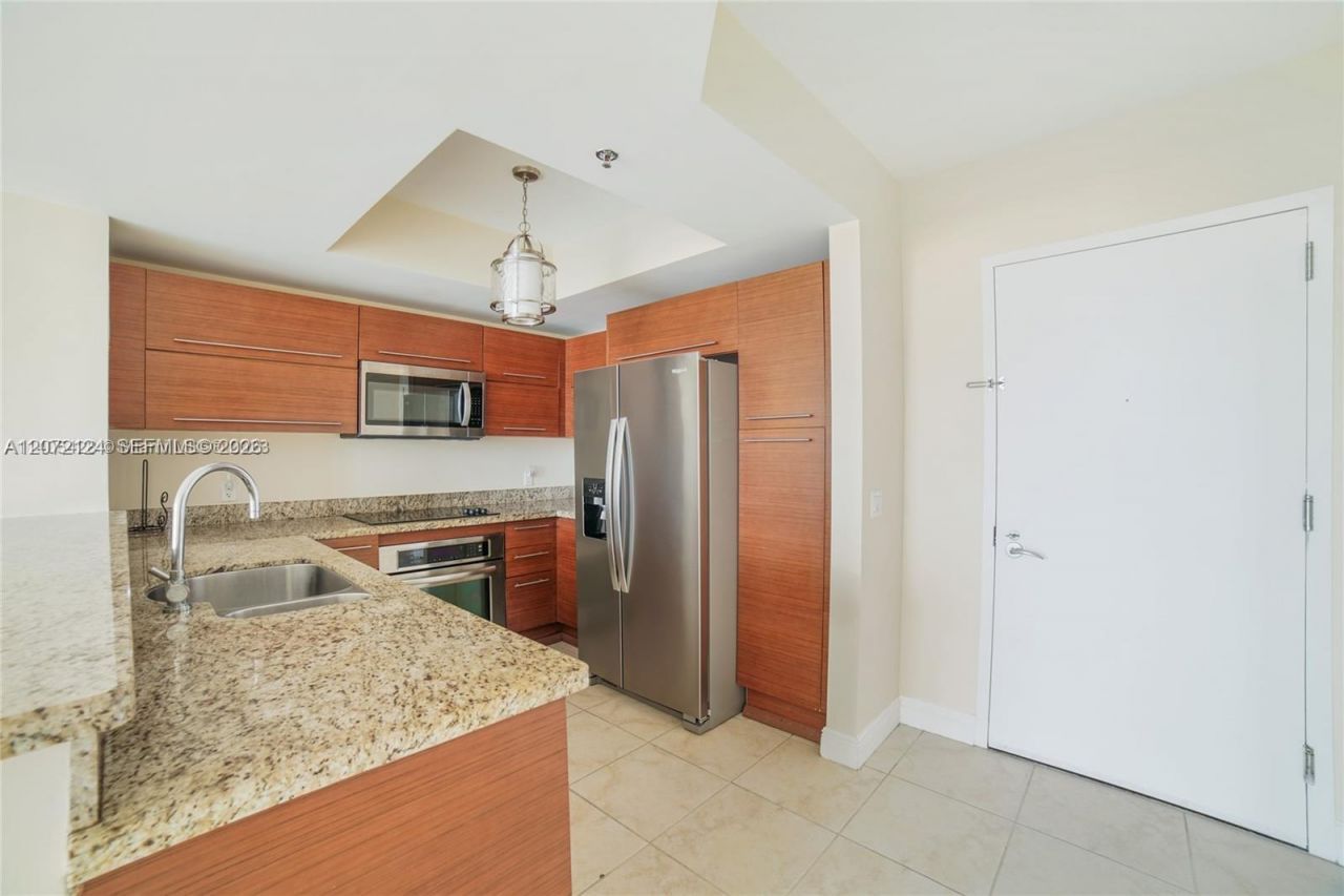 2681 N Flamingo Rd, Unit 1906S, Sunrise, FL 33323 Photo