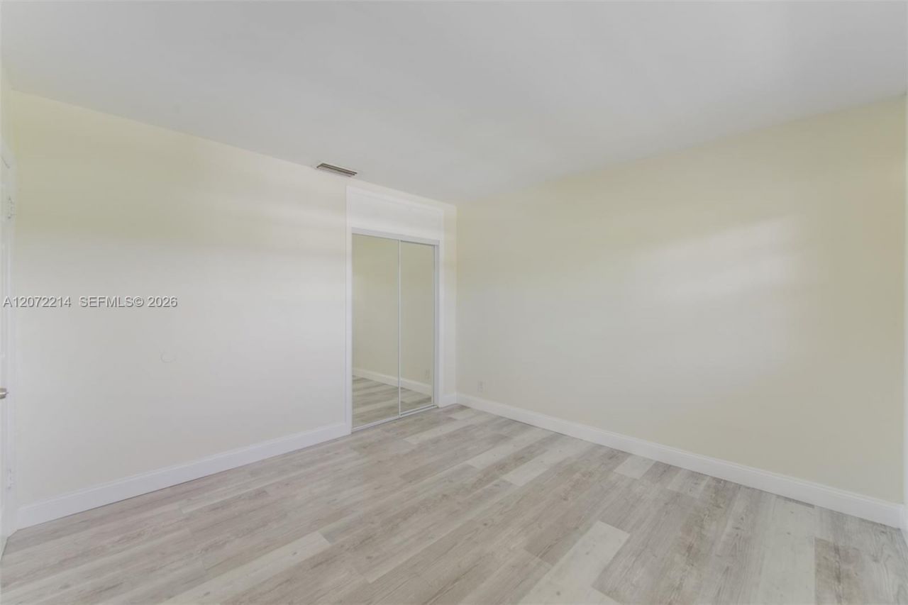 5420 NE 22nd Ter, Unit 16, Fort Lauderdale, FL 33308 Photo